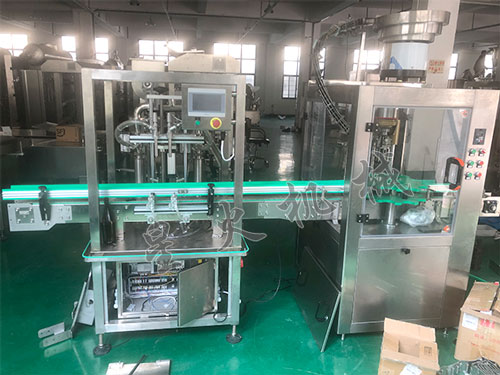 化工試劑自動灌裝機械設備