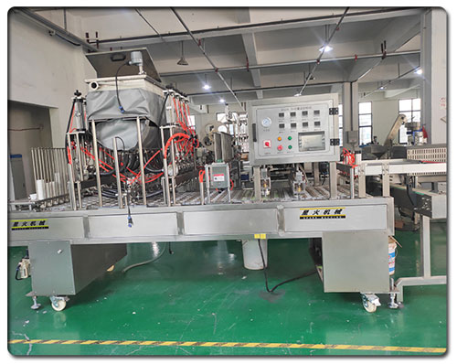 ����N���O������ԄӰ��b�C���Cչʾ