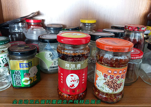 雙頭全自動(dòng)醬料灌裝旋蓋生產(chǎn)線(xiàn)-雙頭全自動(dòng)醬料灌裝機(jī)樣品